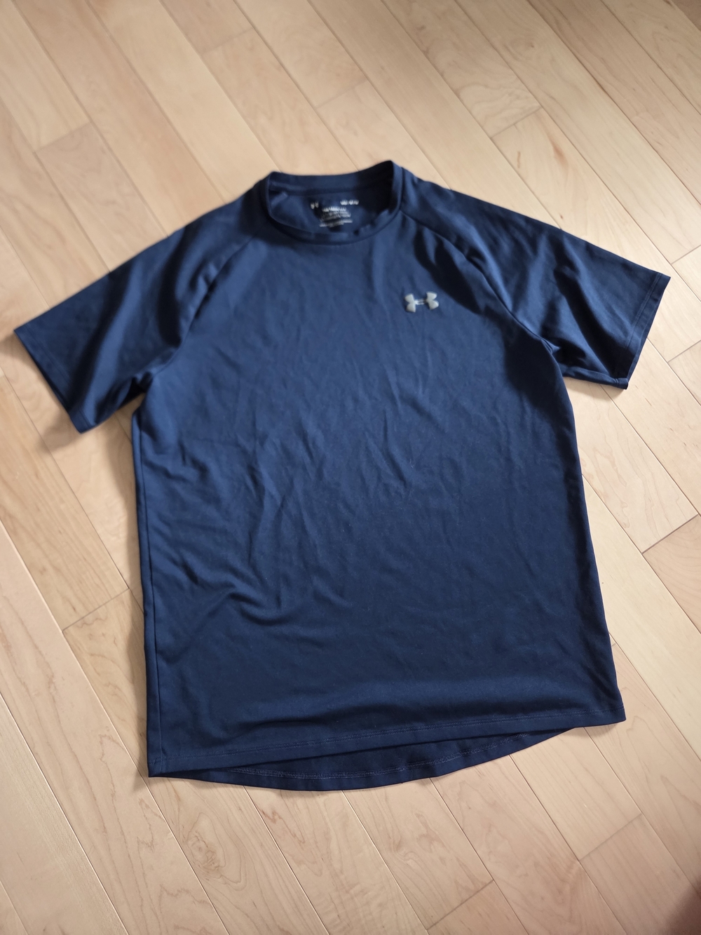 Under Armour Men’s Short Sleeve Navy Performance Tee